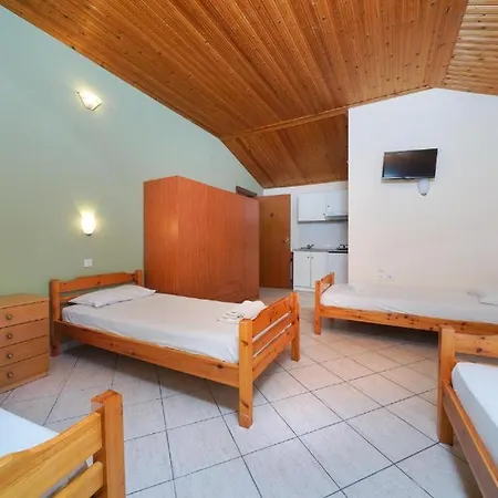 Thalatta Apartment *